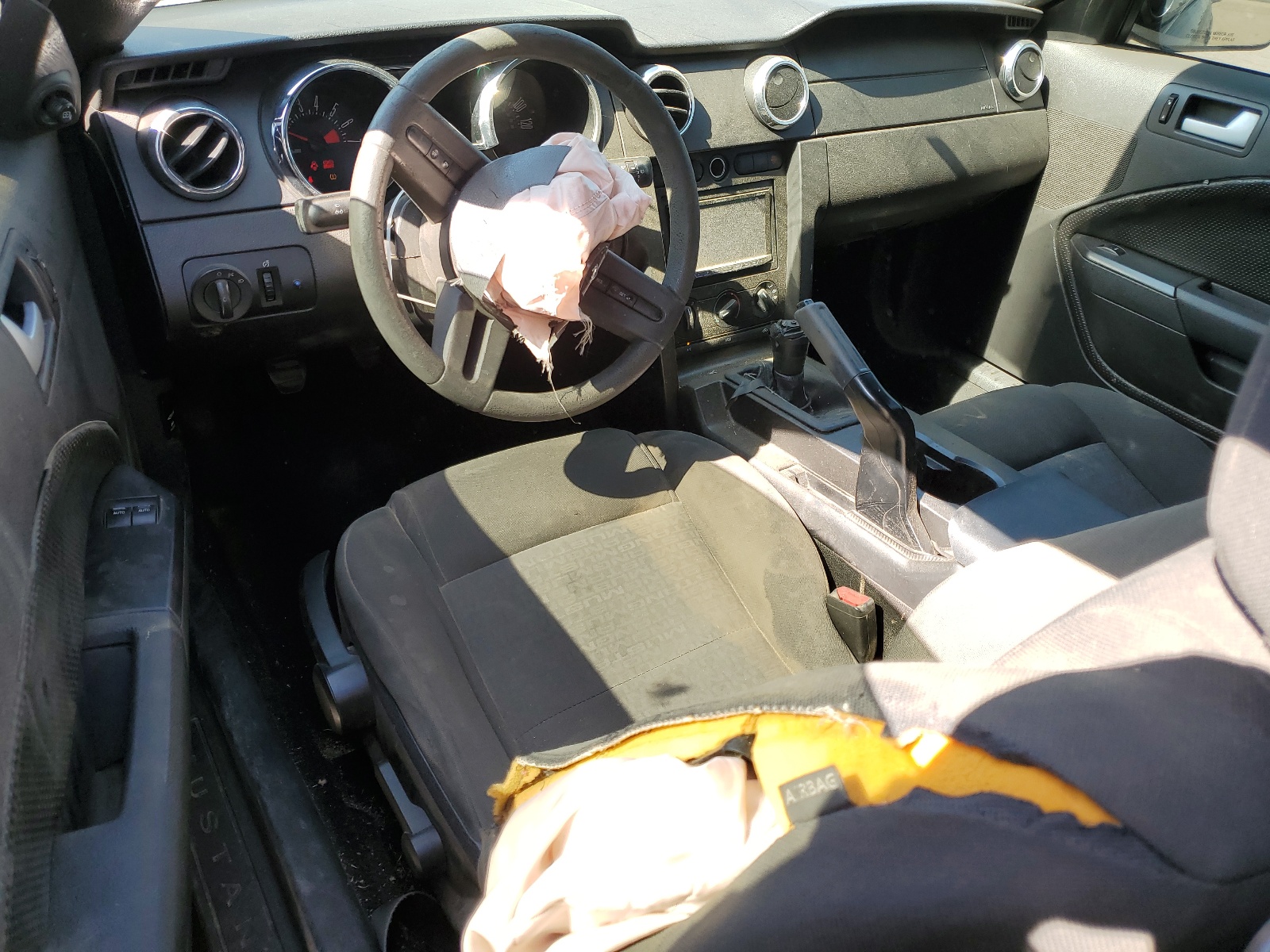 1ZVHT80N285155729 2008 Ford Mustang