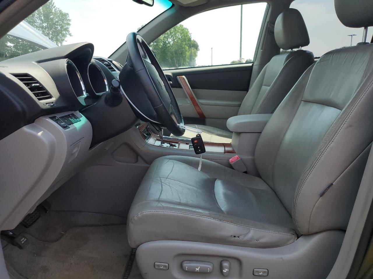 2008 Toyota Highlander Limited VIN: JTEES42A382077809 Lot: 59740164