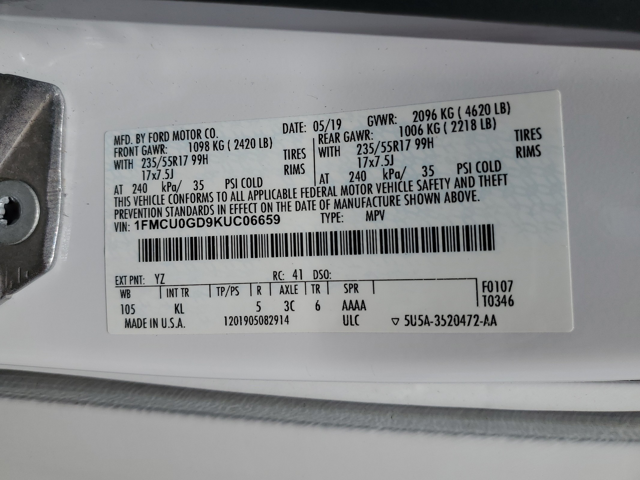 1FMCU0GD9KUC06659 2019 Ford Escape Se