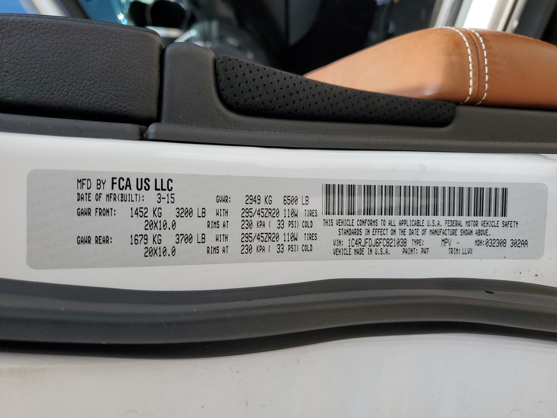 1C4RJFDJ6FC821038 2015 Jeep Grand Cherokee Srt-8