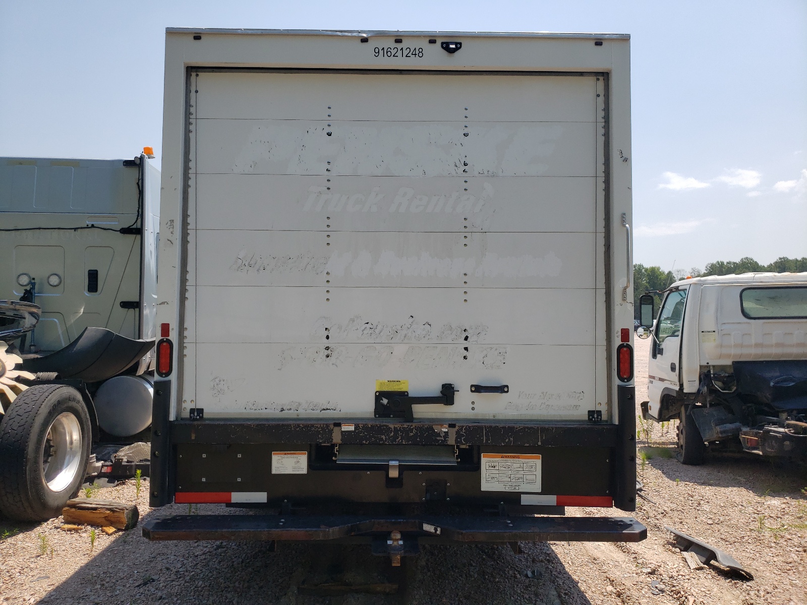 7GZ37TC73MN011573 2021 GMC Savana Cutaway G3500