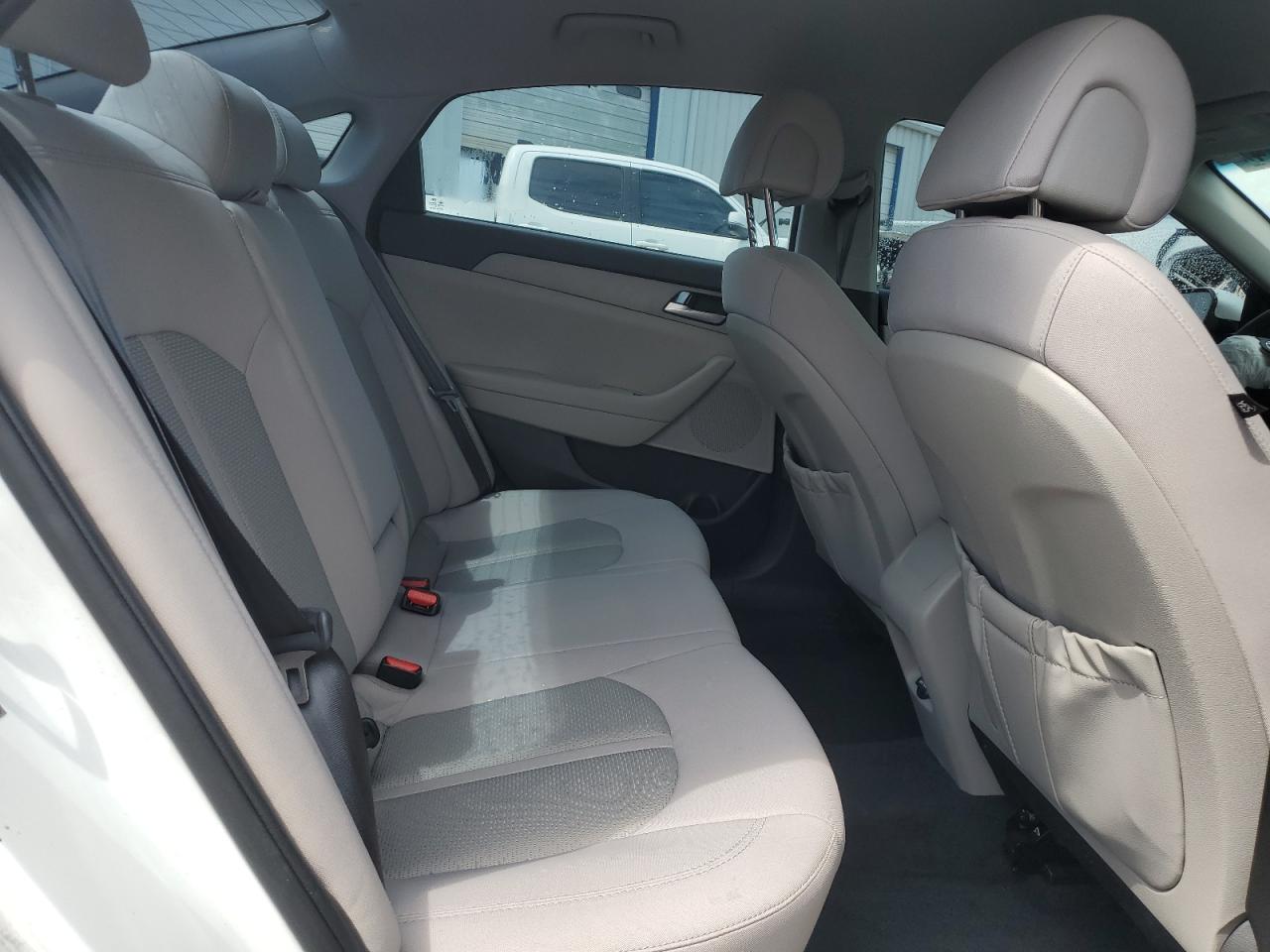 2017 Hyundai Sonata Se VIN: 5NPE24AF2HH560336 Lot: 57408774