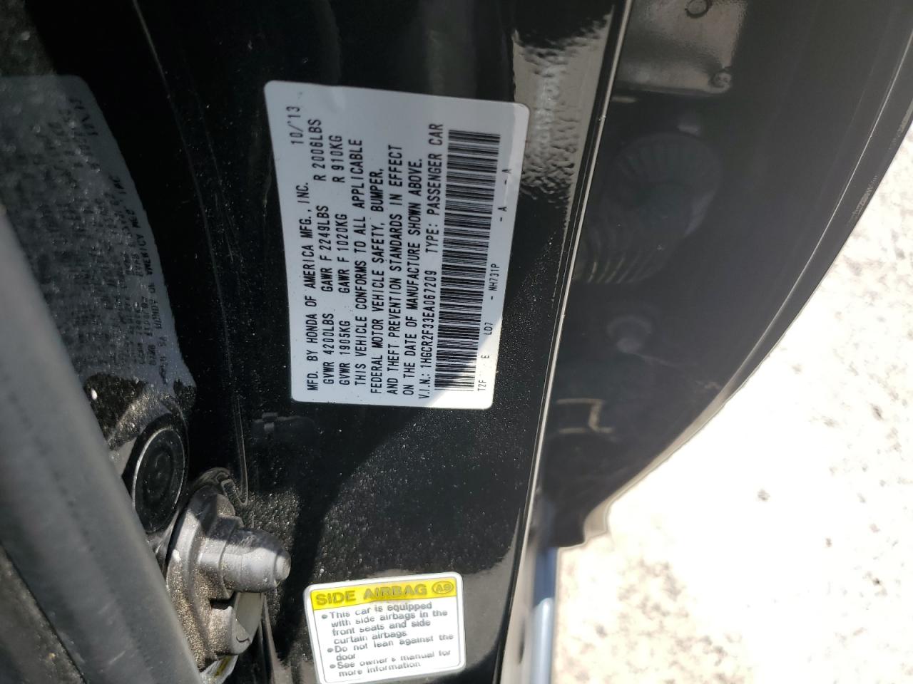 1HGCR2F33EA067209 2014 Honda Accord Lx