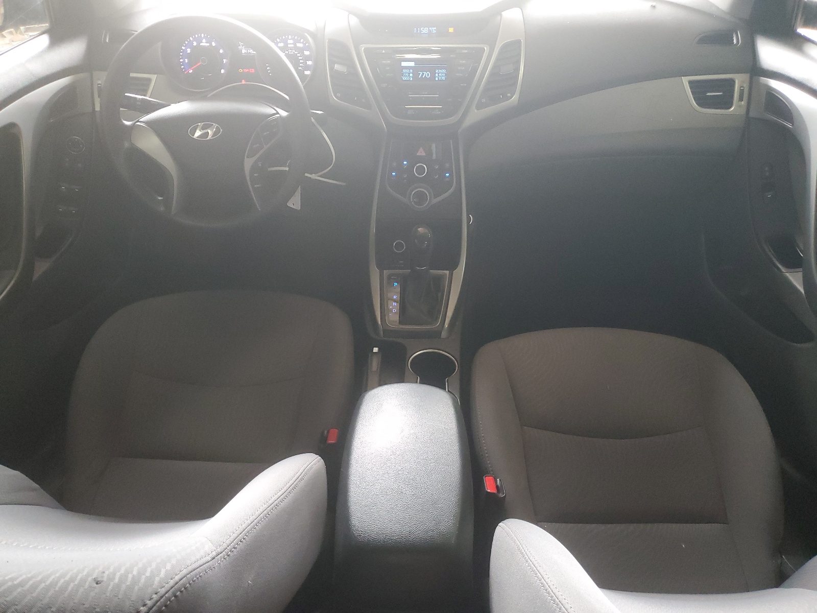 5NPDH4AE7FH550061 2015 Hyundai Elantra Se