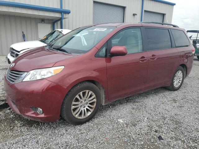 2014 Toyota Sienna Xle