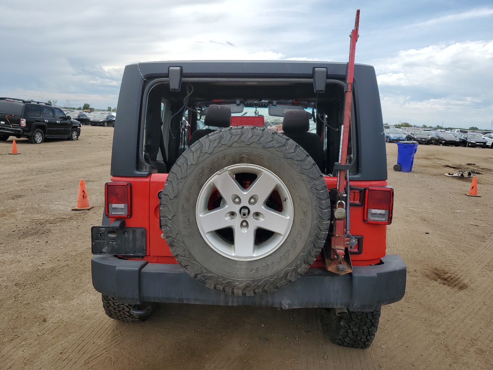 1C4AJWAGXFL521864 2015 Jeep Wrangler Sport
