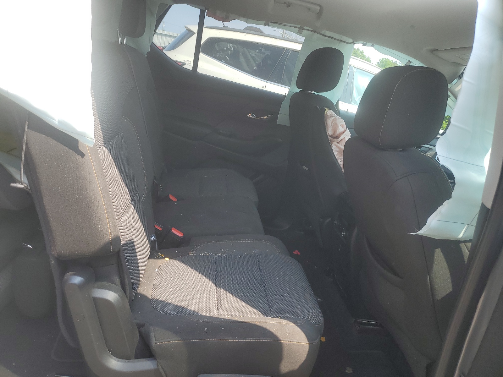 1GNERFKW9JJ111536 2018 Chevrolet Traverse Ls