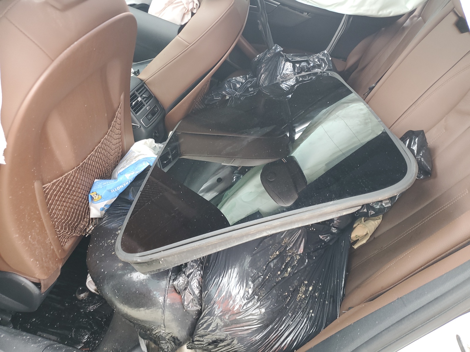 WAUGNAF4XHN019019 2017 Audi A4 Premium