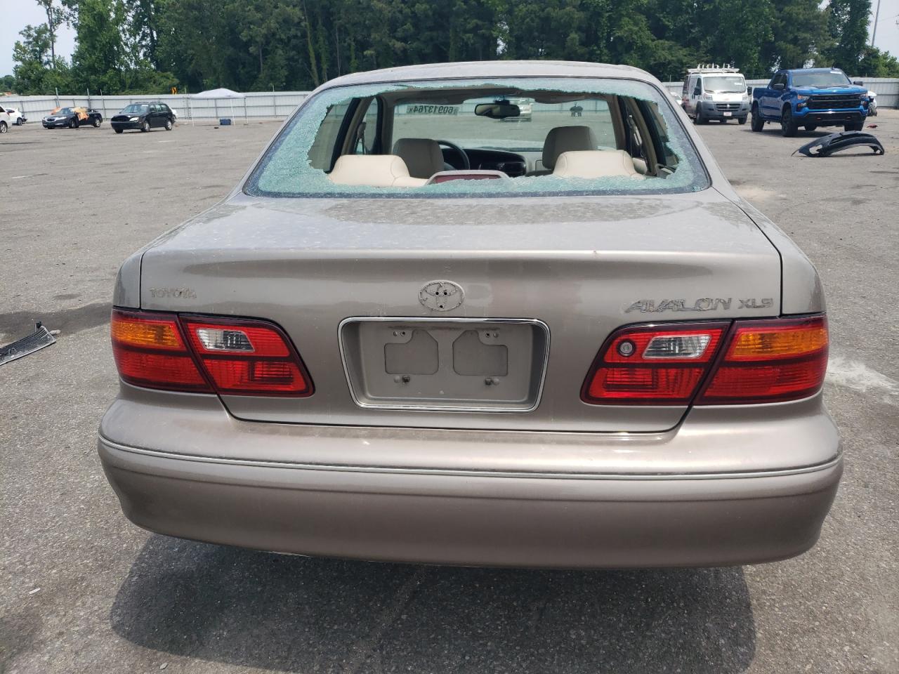 1999 Toyota Avalon Xl VIN: 4T1BF18B4XU324022 Lot: 60913764