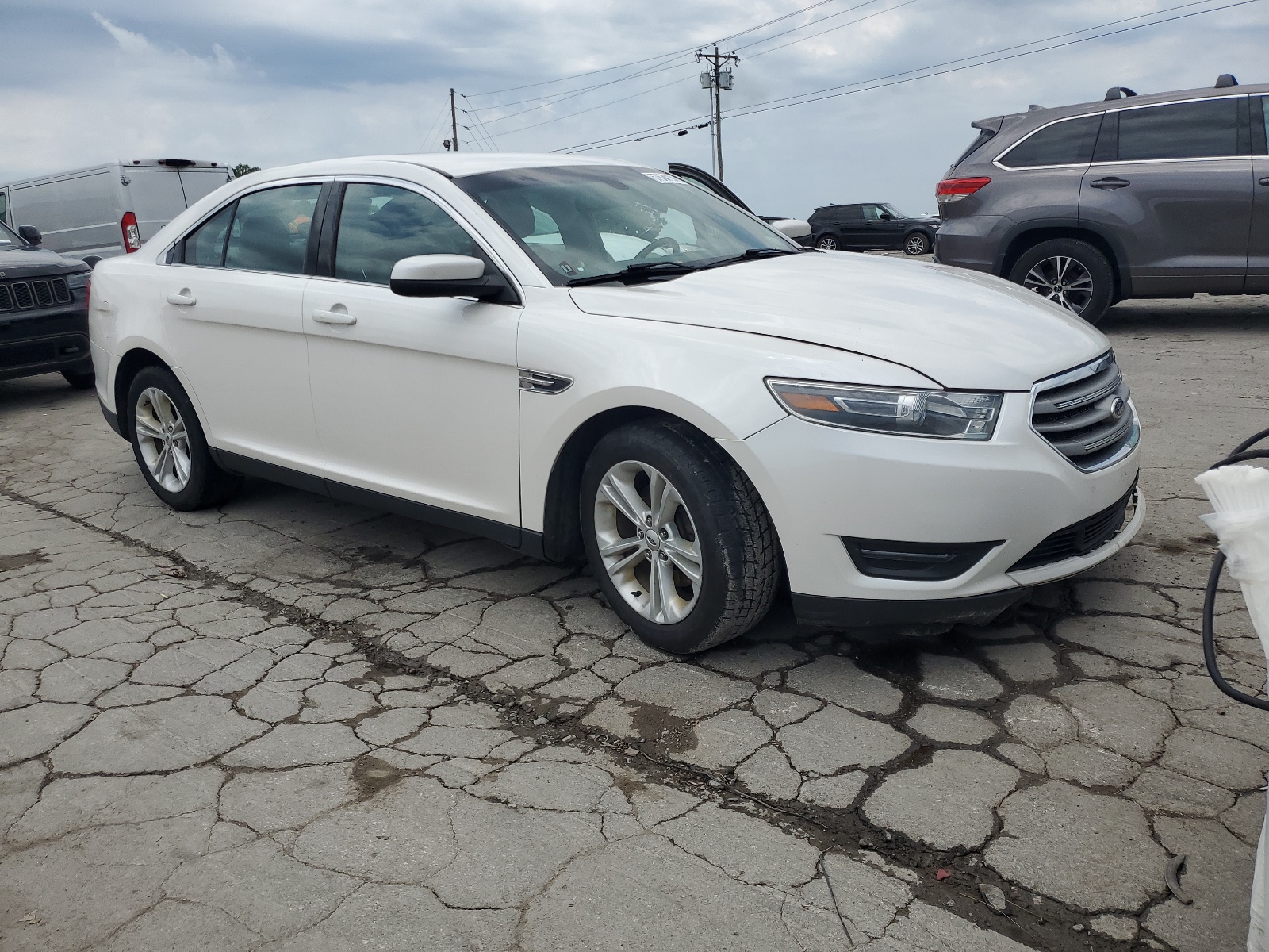 1FAHP2E89FG161512 2015 Ford Taurus Sel