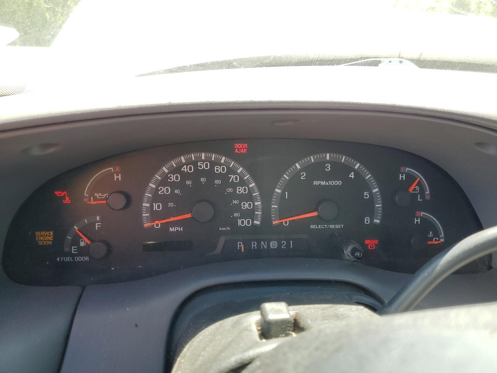 1FTRX17L9YNA36115 2000 Ford F150