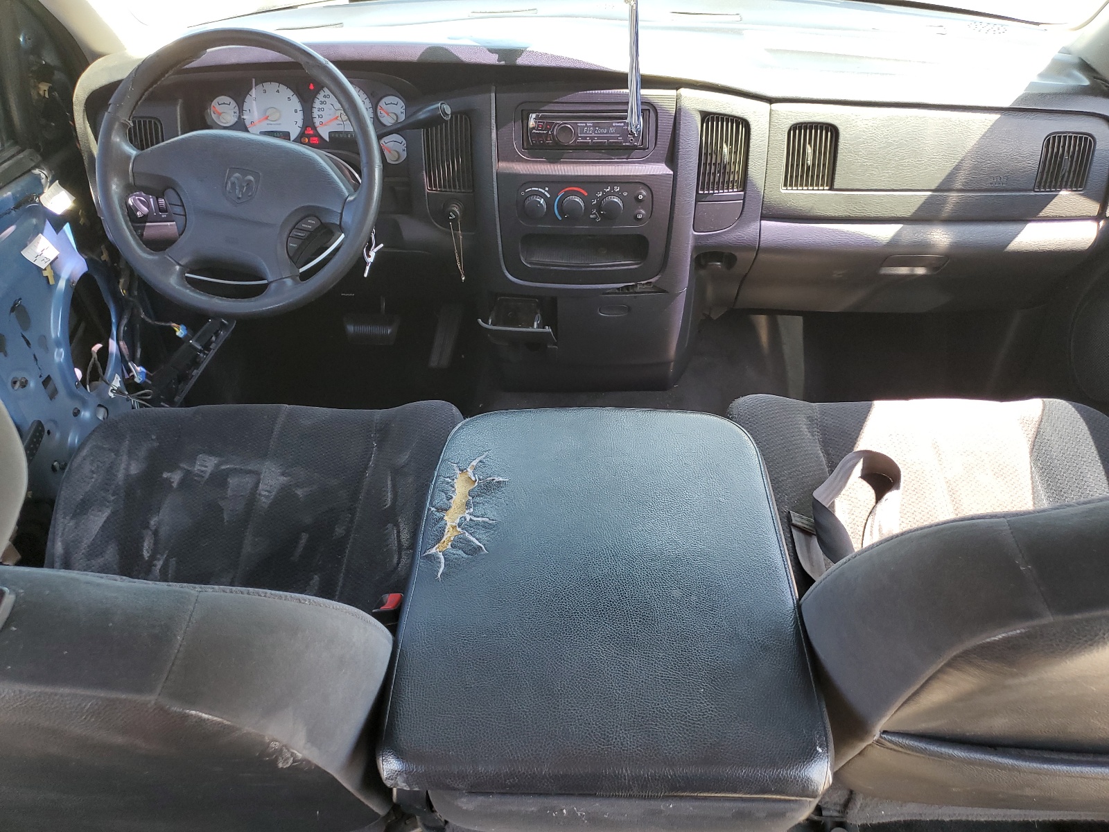 3D7HA18N12G141895 2002 Dodge Ram 1500