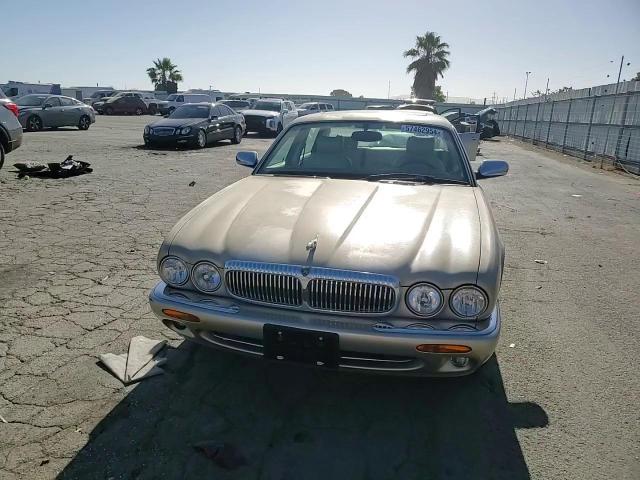 1999 Jaguar Vandenplas VIN: SAJKX6040XC858380 Lot: 57462954