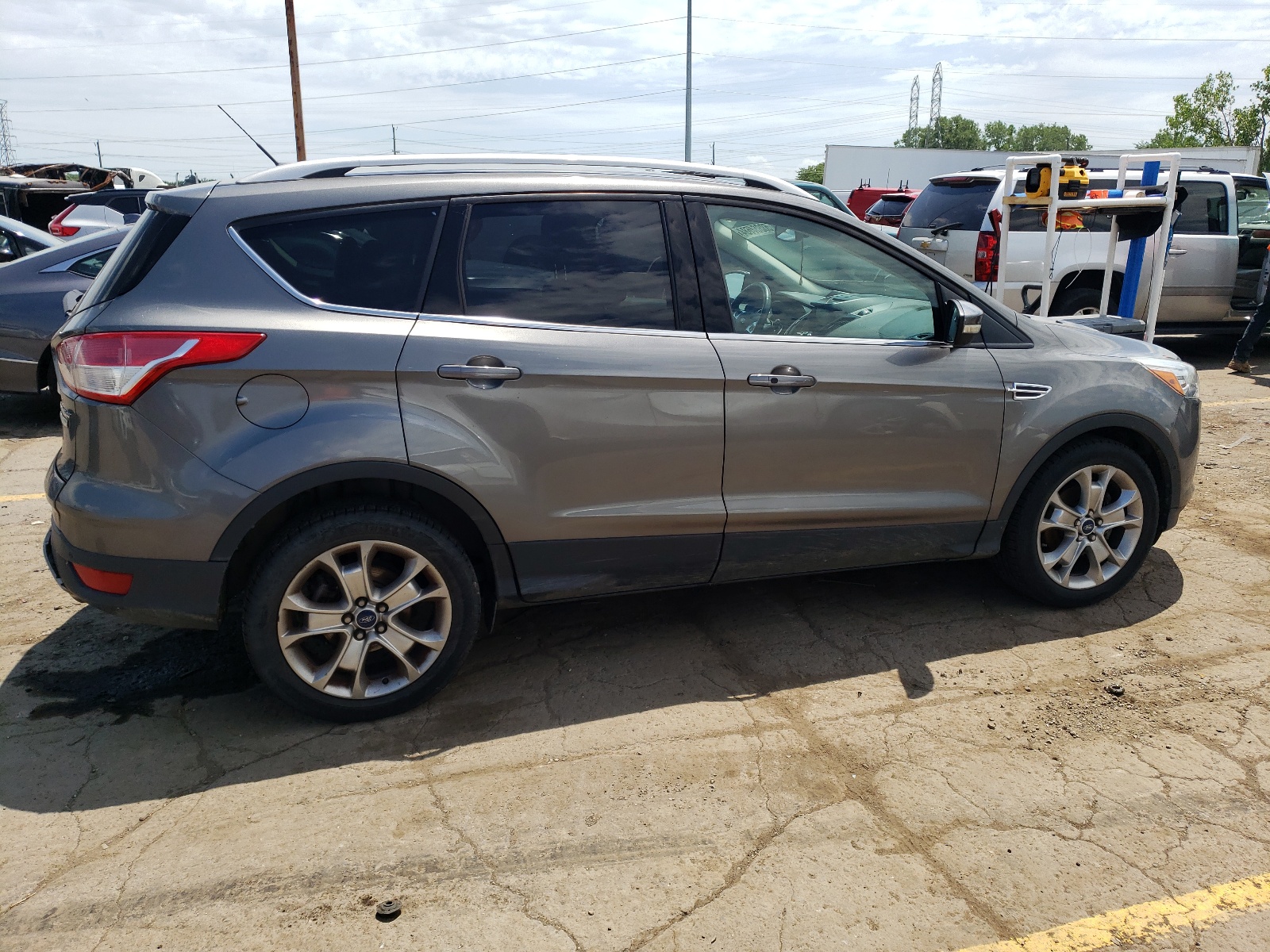 1FMCU0JX7EUD71729 2014 Ford Escape Titanium