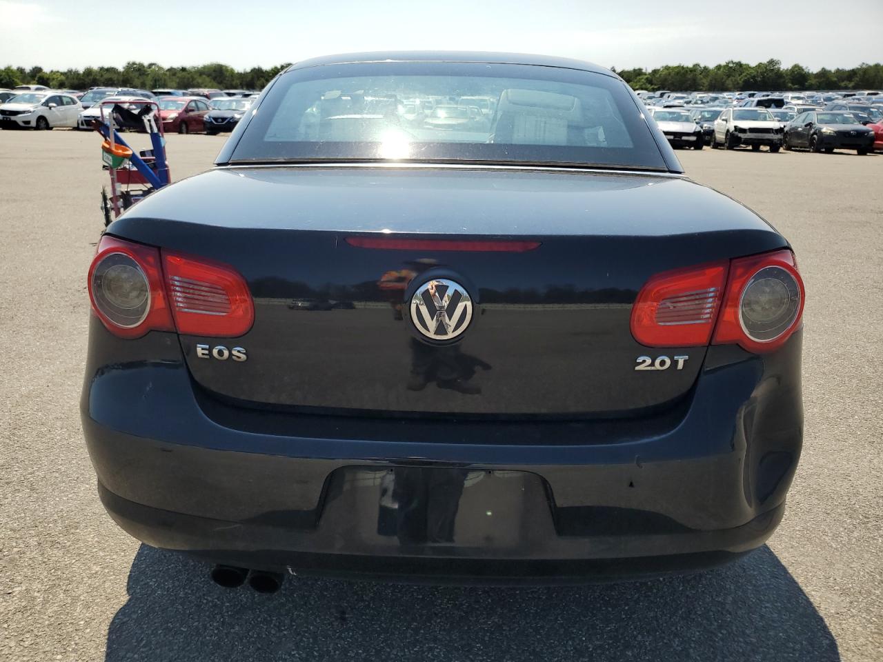 2008 Volkswagen Eos Turbo VIN: WVWBA71F58V021393 Lot: 57948694