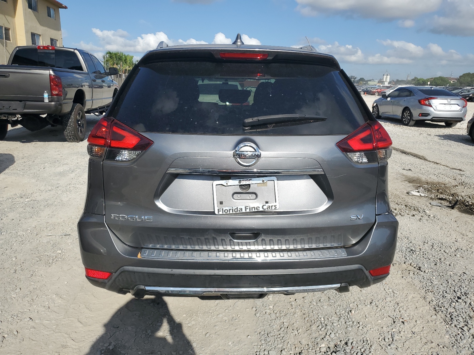 KNMAT2MT3JP612598 2018 Nissan Rogue S