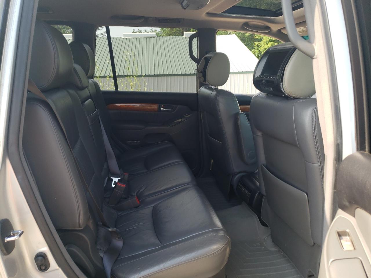 2006 Lexus GX - Image 11