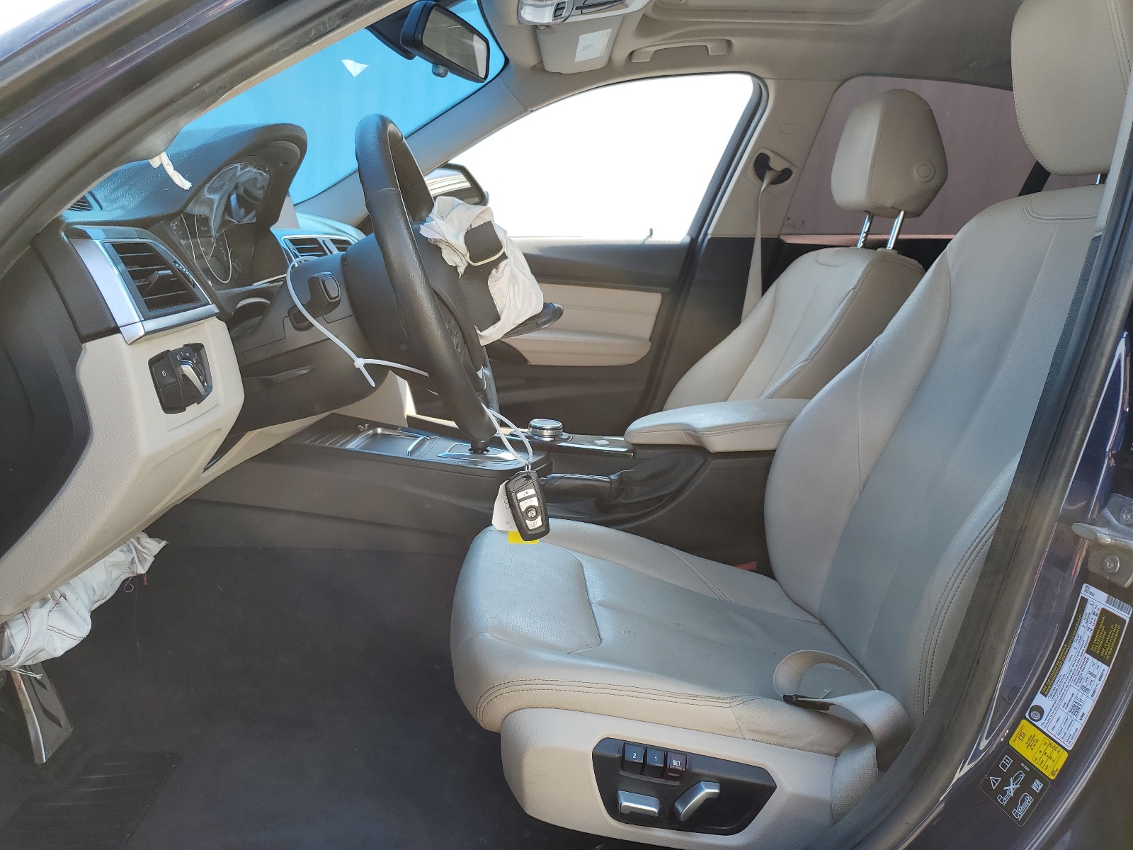 WBA8E5G50GNT40648 2016 BMW 320 Xi