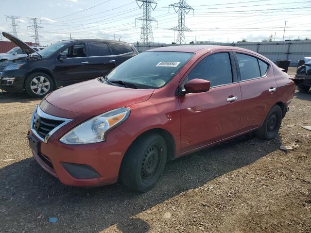  NISSAN VERSA 2017 Красный