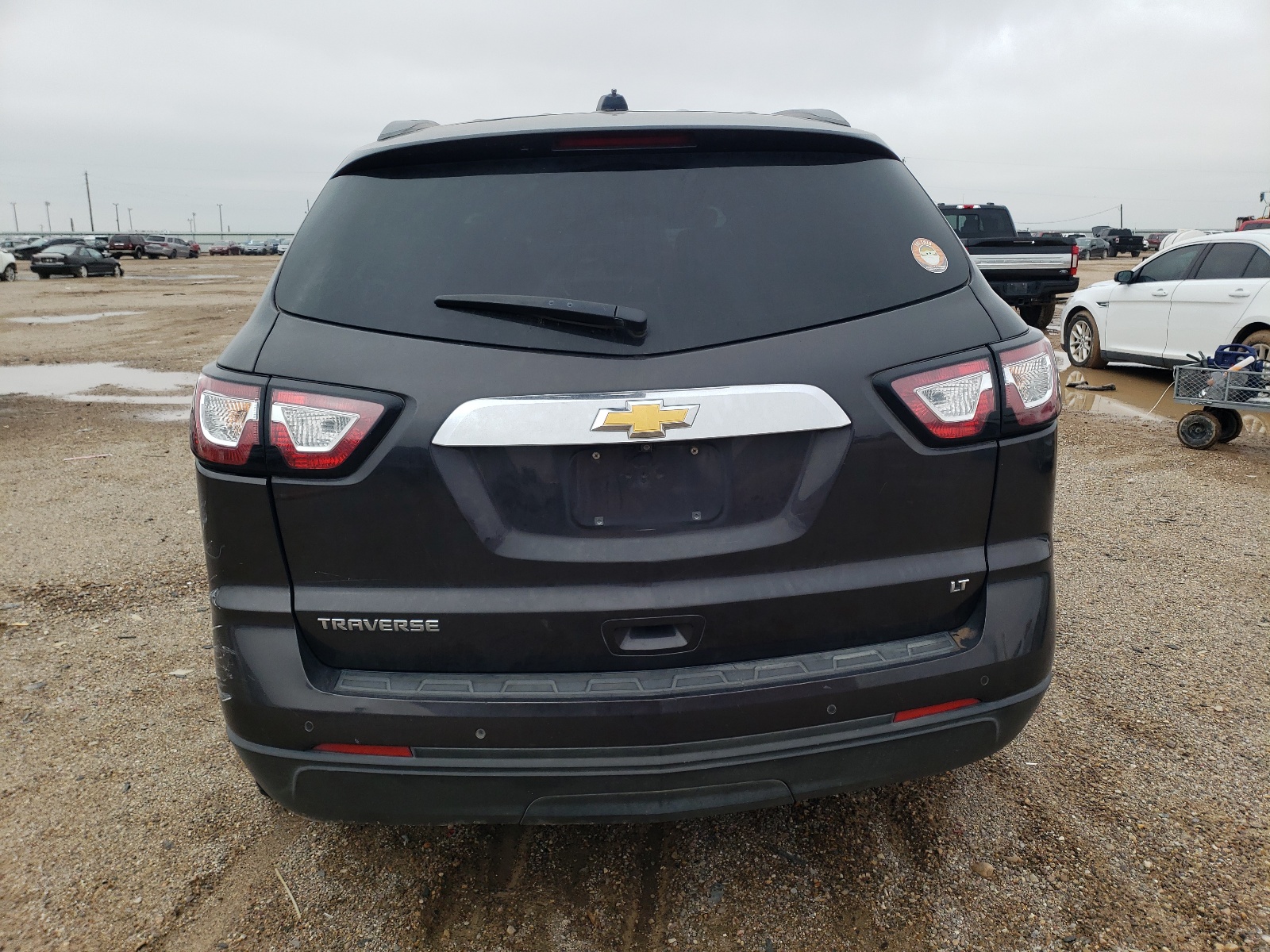 1GNKRGKD7HJ209935 2017 Chevrolet Traverse Lt