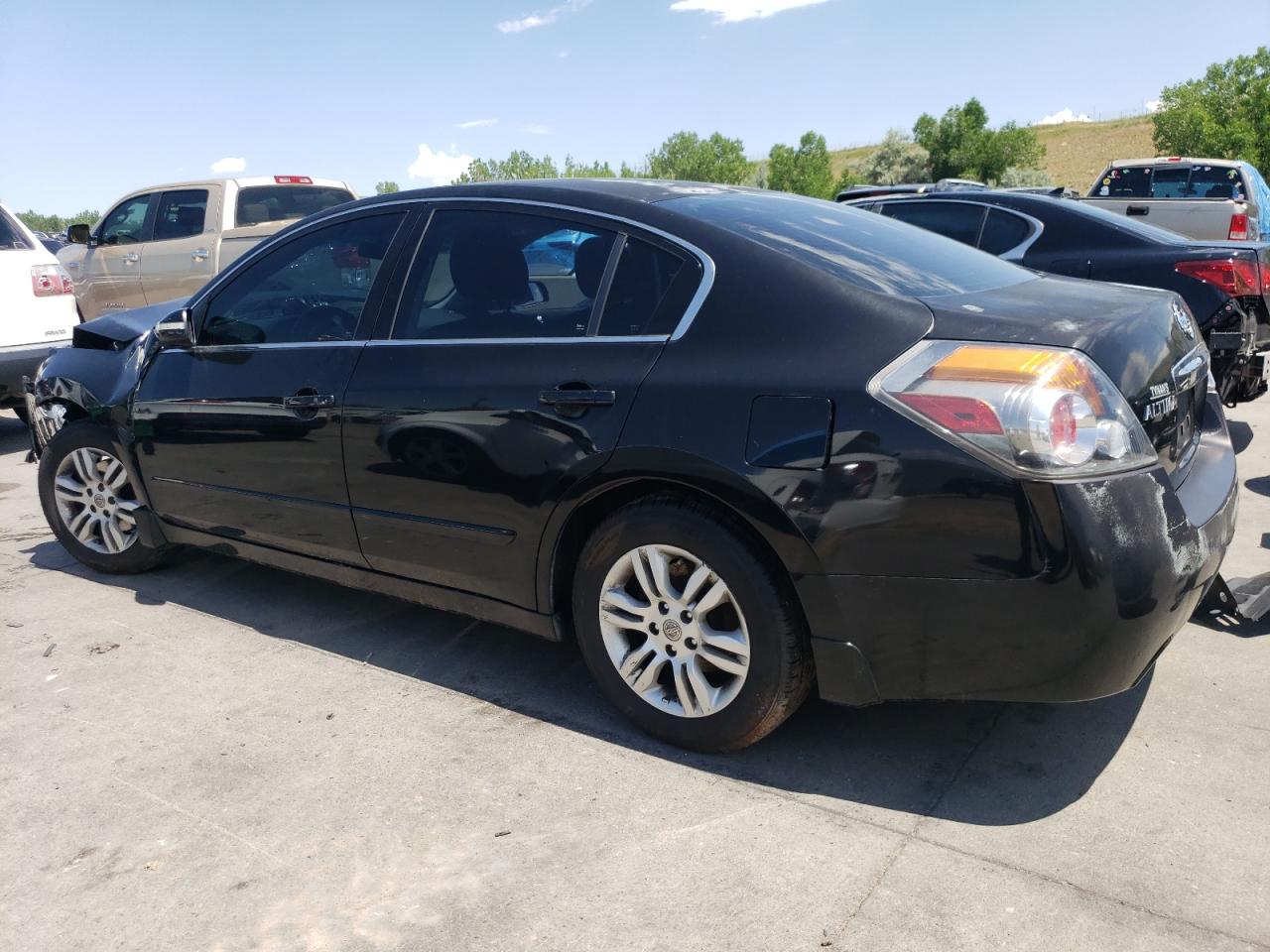 2012 Nissan Altima - Image 2
