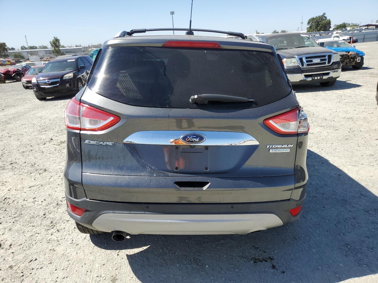 1FMCU0J97FUC05164 2015 Ford Escape Titanium