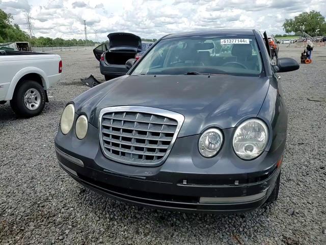 2005 Kia Amanti VIN: KNALD124355057324 Lot: 61377144