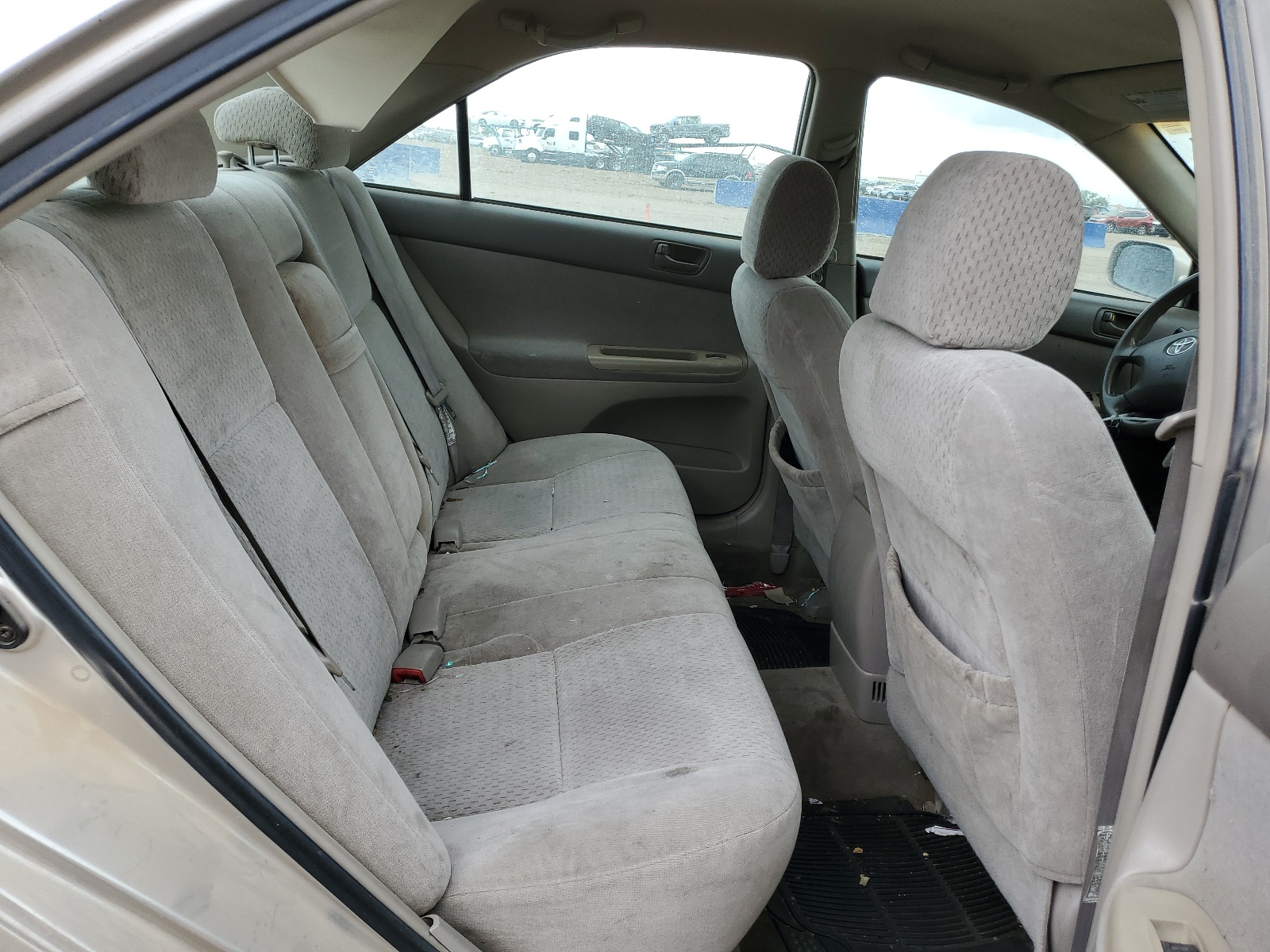 4T1BE32K74U890629 2004 Toyota Camry Le