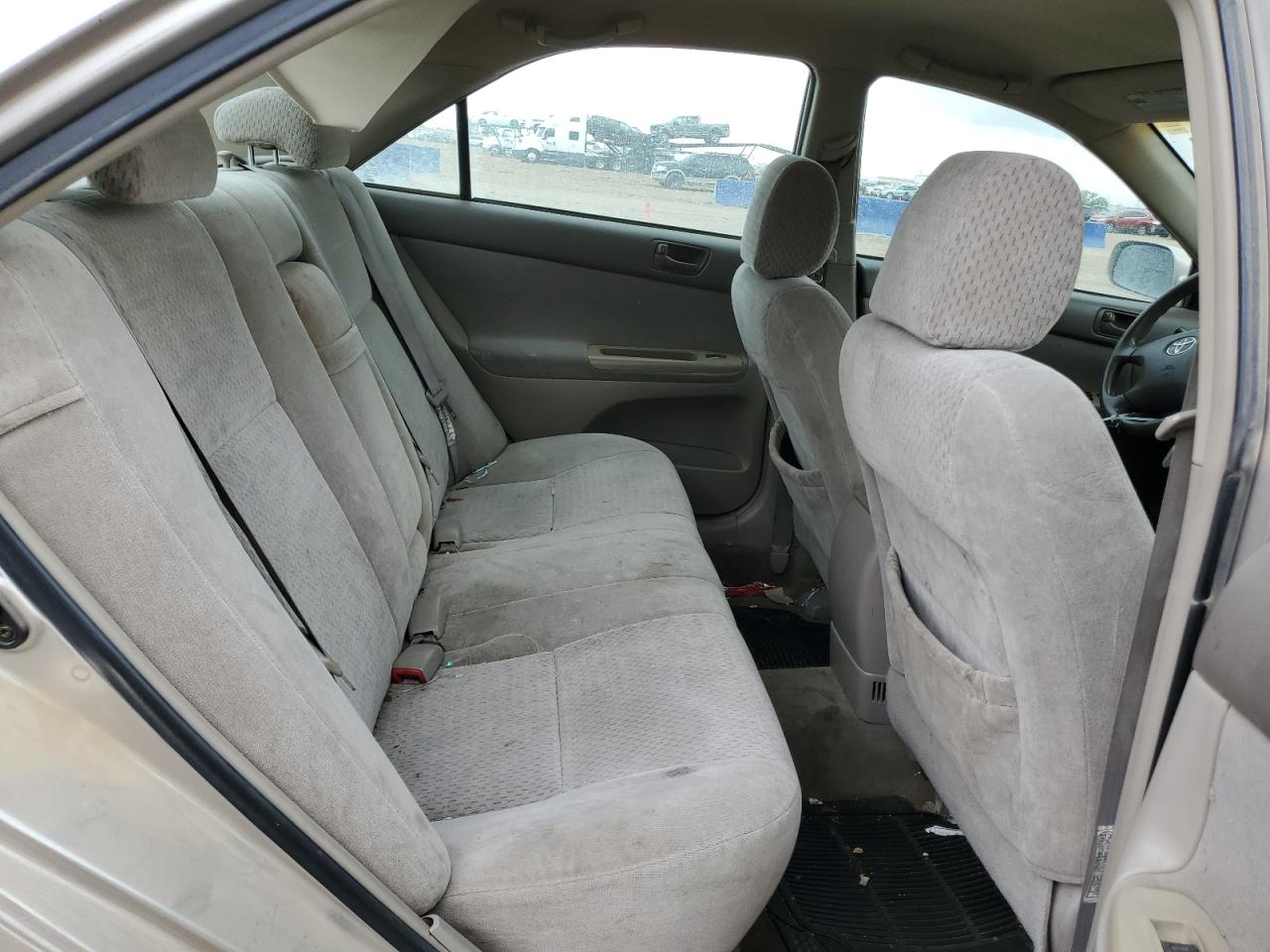 2004 Toyota Camry Le VIN: 4T1BE32K74U890629 Lot: 60053484