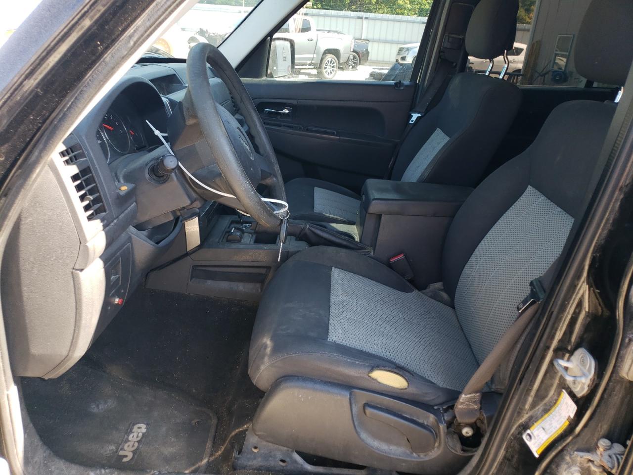 1J4PN2GKXAW159524 2010 Jeep Liberty Sport