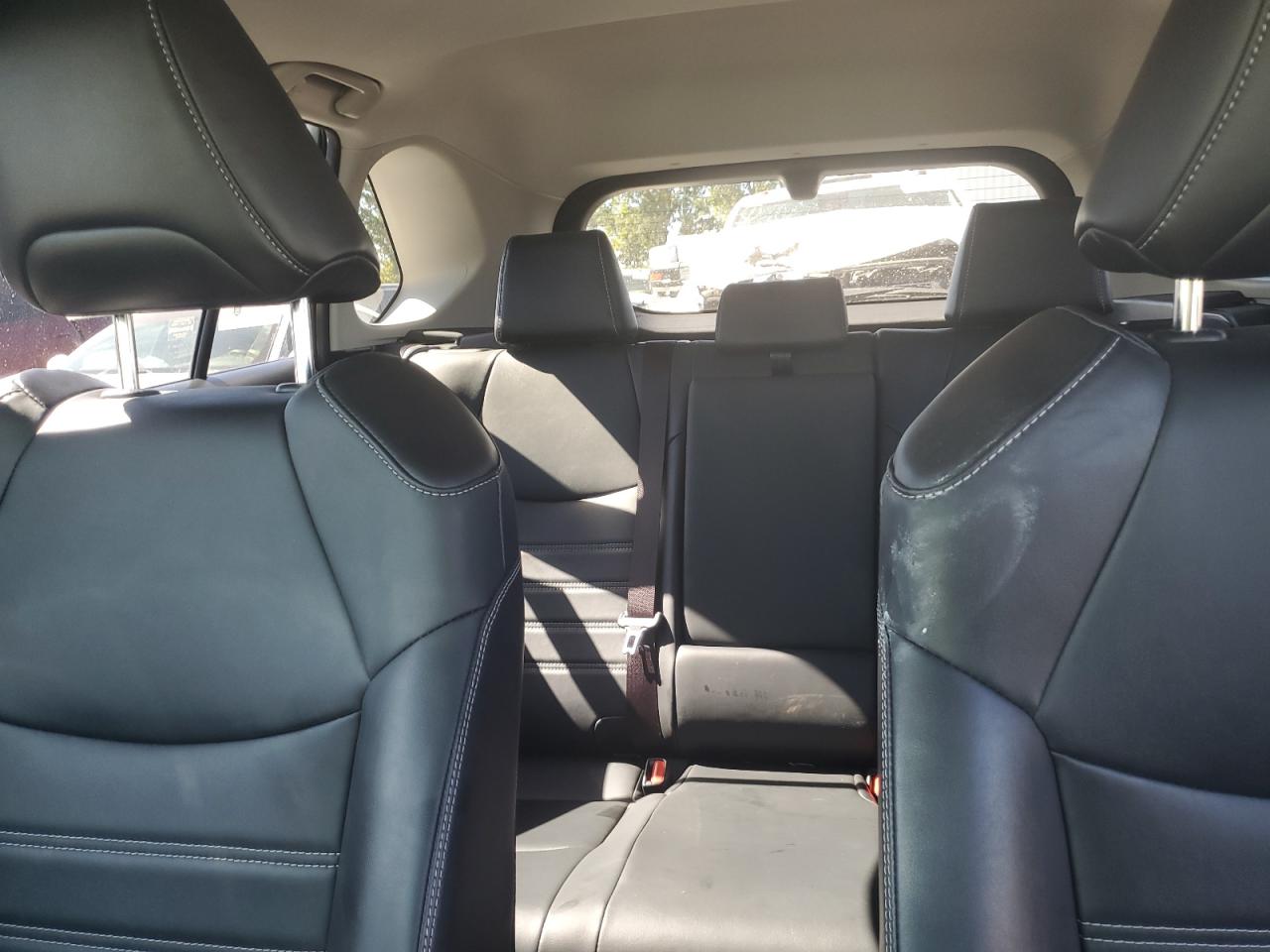 2021 Toyota Rav4 Xle Premium VIN: JTMA1RFVXMD084612 Lot: 60940294