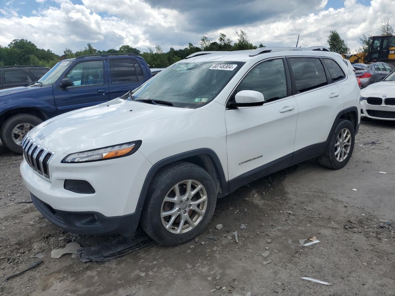 2016 Jeep Cherokee Latitude VIN: 1C4PJMCS1GW142624 Lot: 60748304