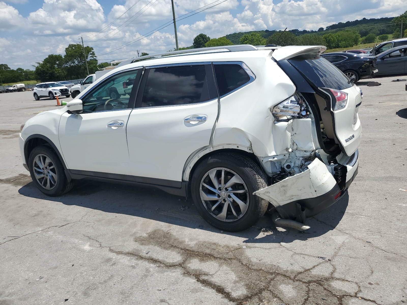 2015 Nissan Rogue S vin: 5N1AT2MT1FC859399