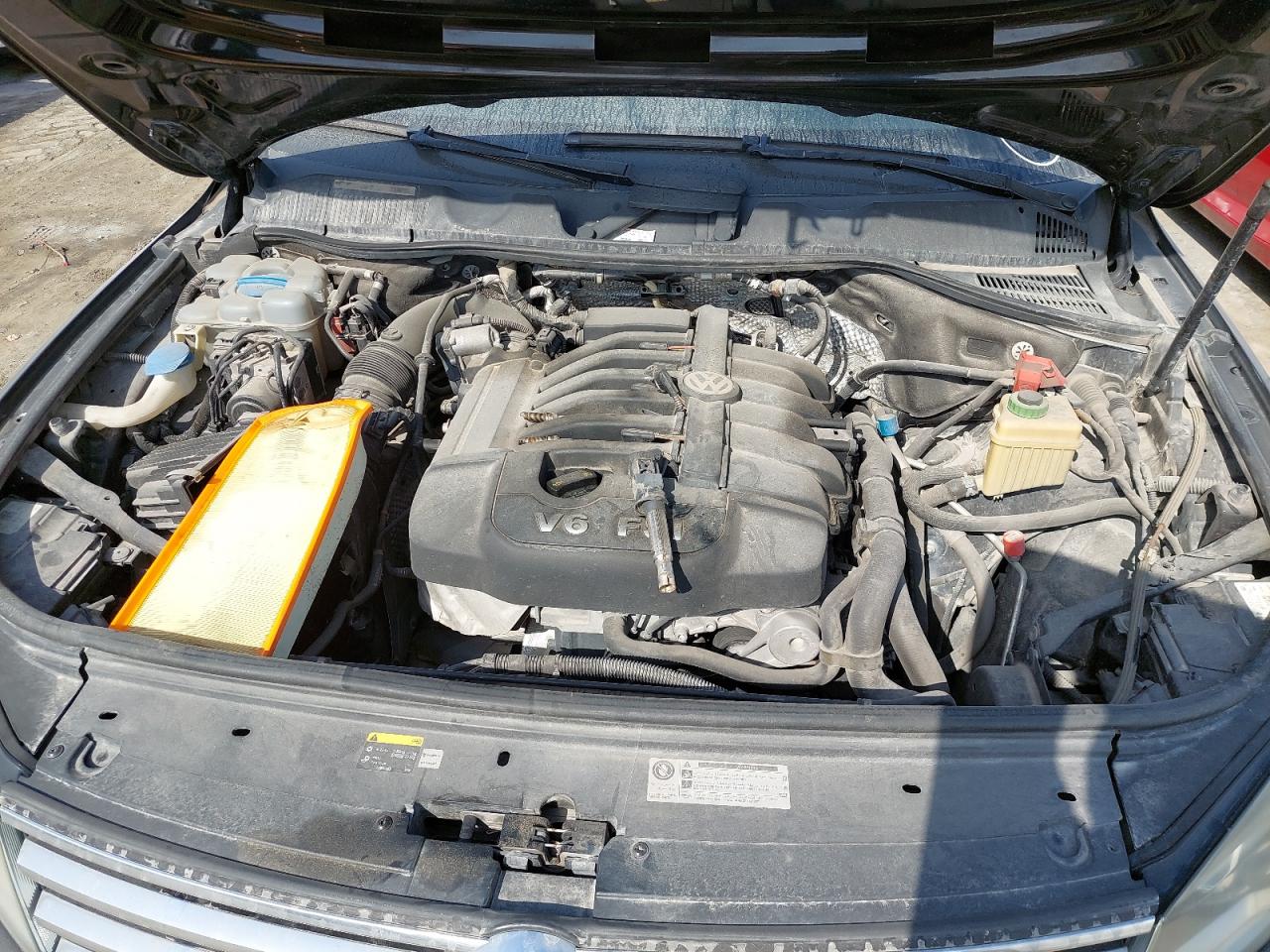 WVGBC2BP3GD006685 - 2016 Volkswagen TOUAREG - #55428834