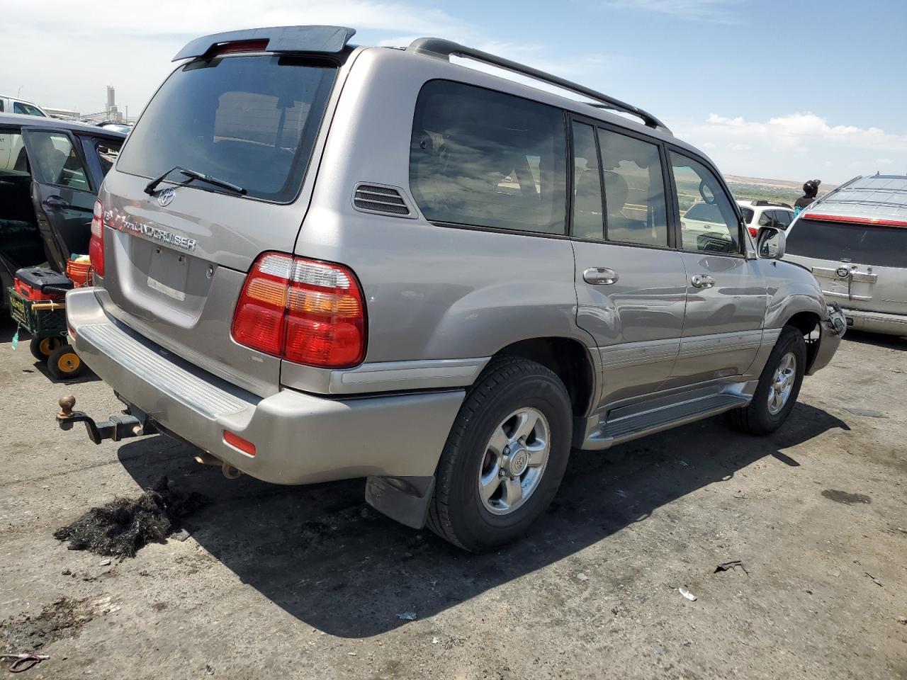 2001 Toyota Land Cruiser VIN: JTEHT05J312011815 Lot: 58303244