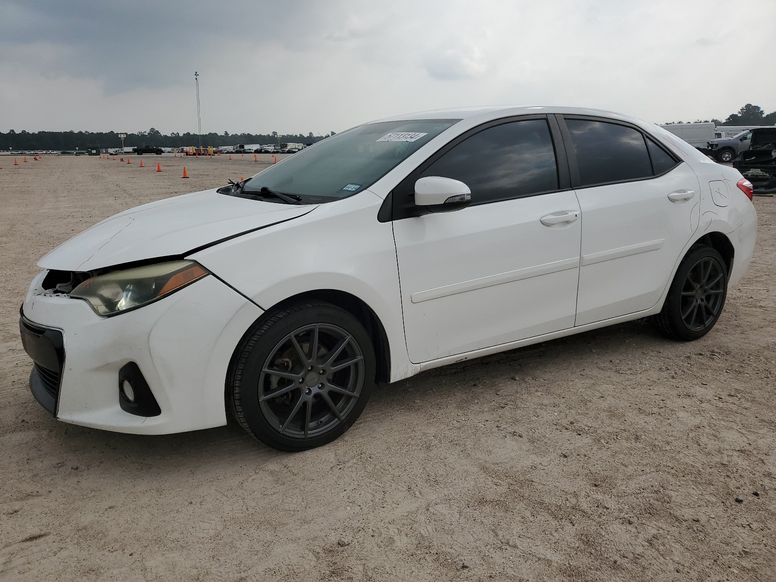 5YFBURHE6GP409377 2016 Toyota Corolla L