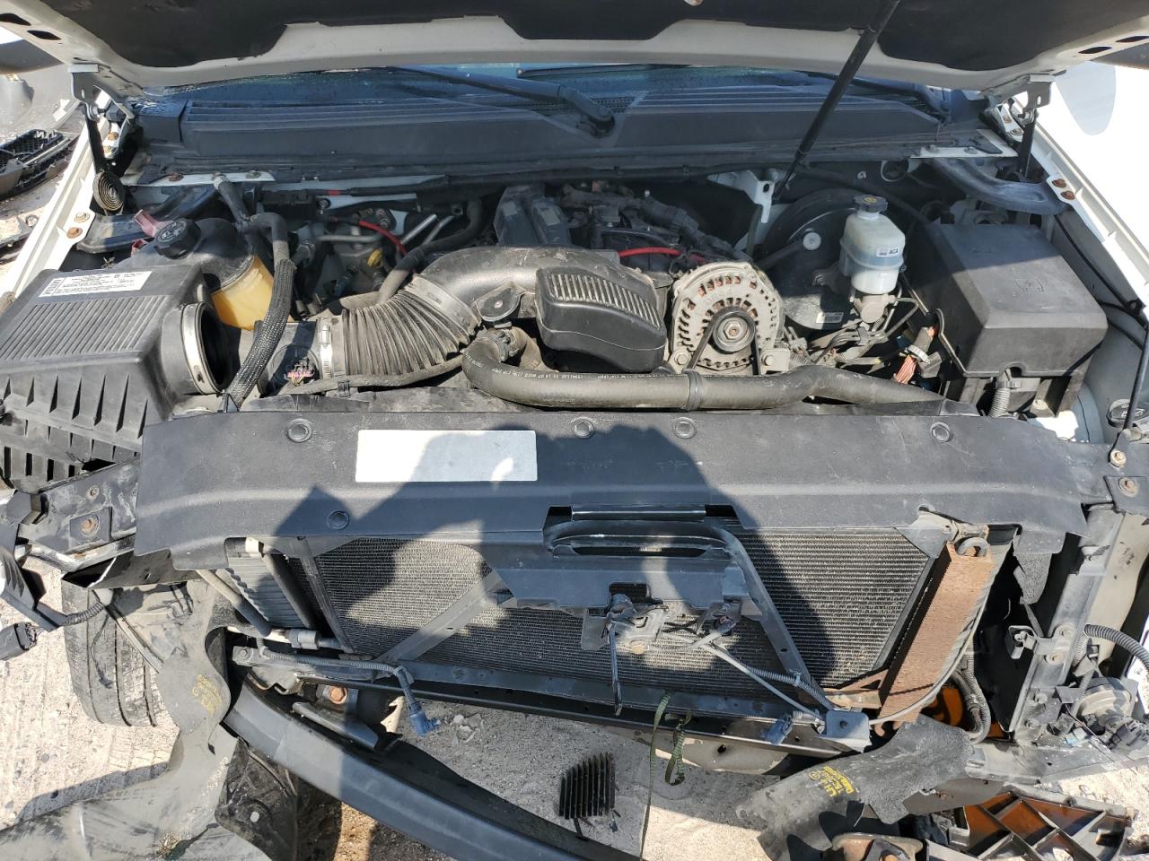 2008 Chevrolet Suburban - Image 11