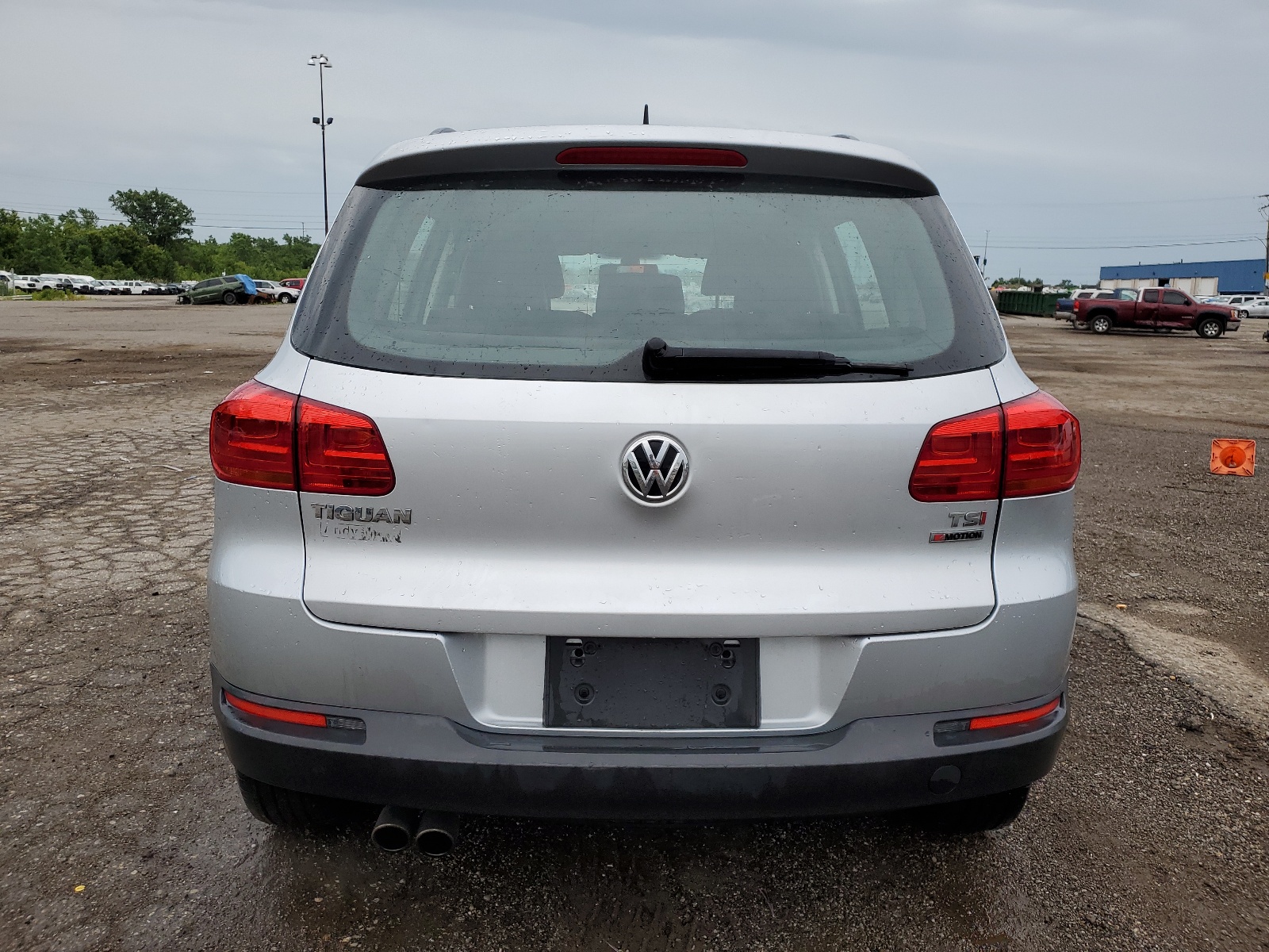 WVGBV7AX7GW014219 2016 Volkswagen Tiguan S