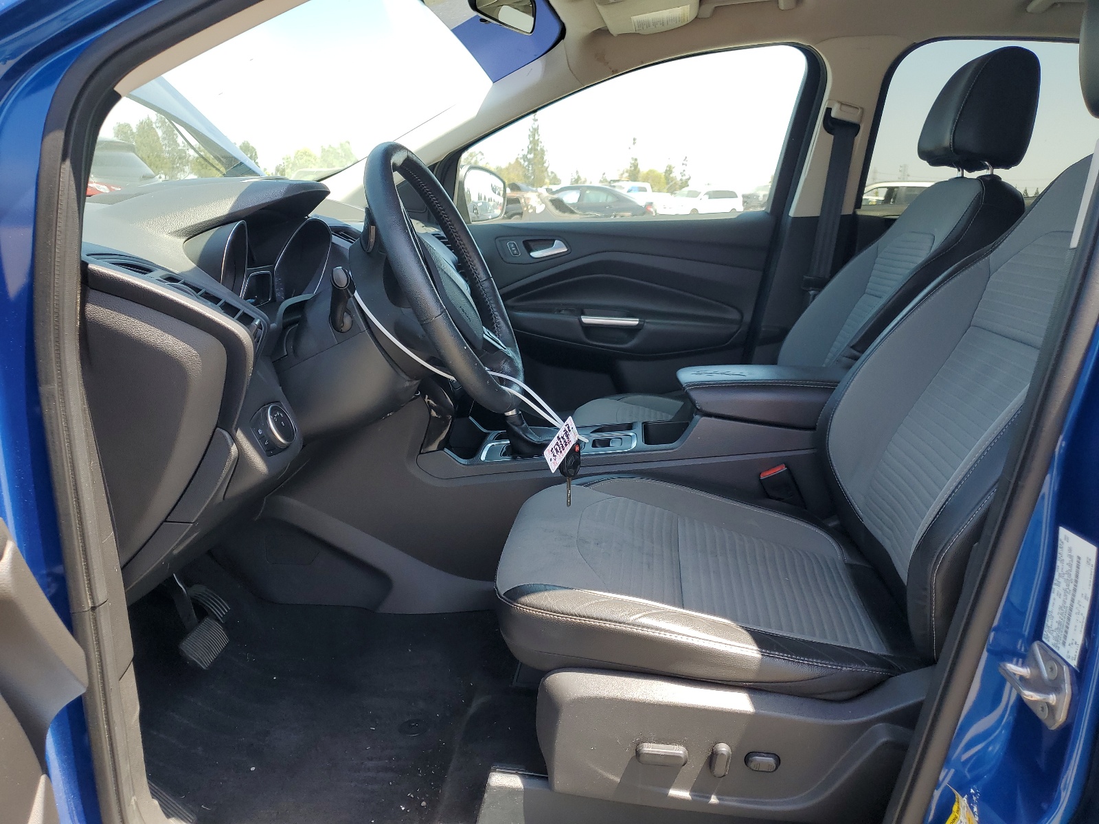 1FMCU9G90HUB44609 2017 Ford Escape Se