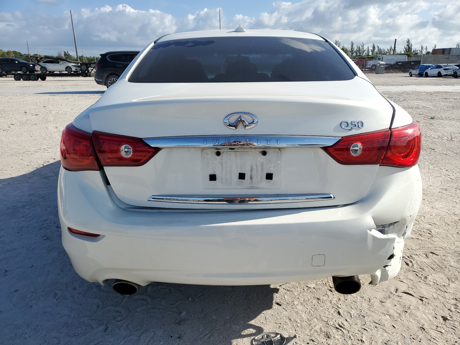 2015 Infiniti Q50 Base vin: JN1BV7AP9FM339147