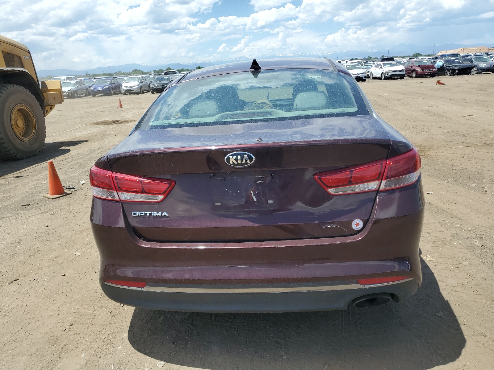 5XXGT4L32HG124588 2017 Kia Optima Lx