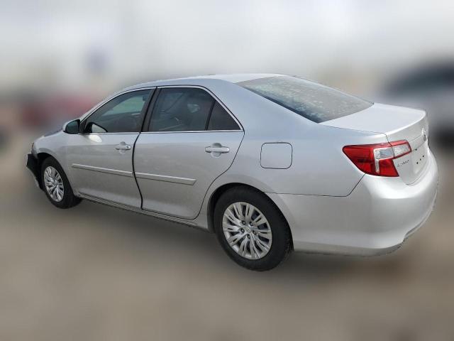  TOYOTA CAMRY 2014 Серебристый