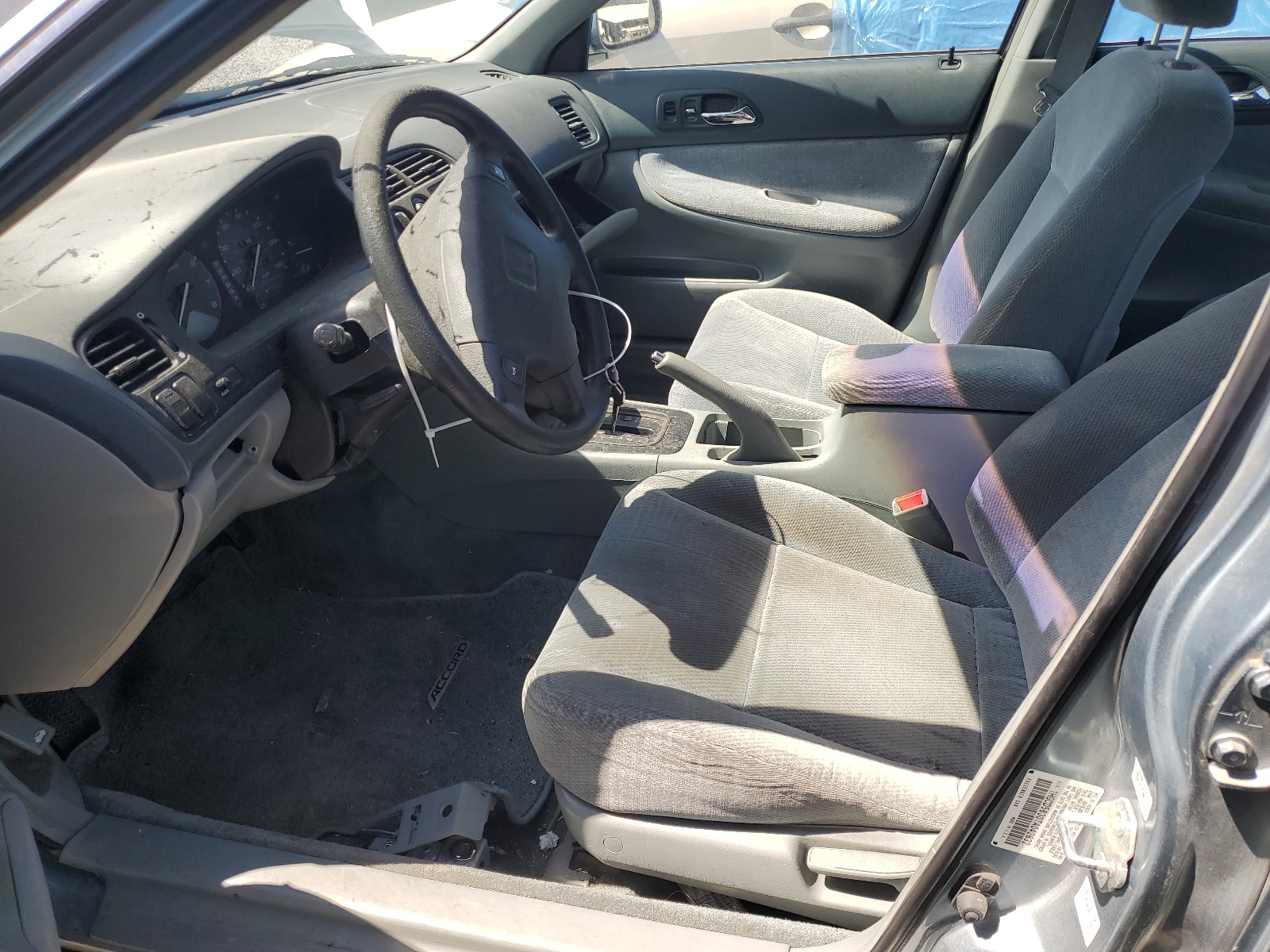 1HGCD5630TA042832 1996 Honda Accord Lx