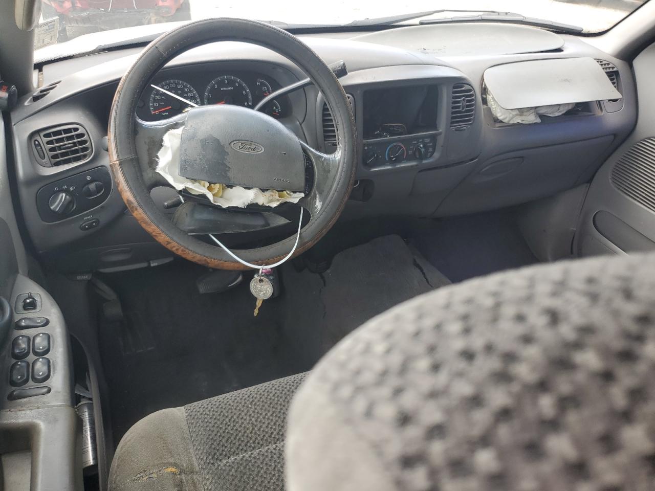 2001 Ford F150 Supercrew VIN: 1FTRW07L81KA06558 Lot: 59914454