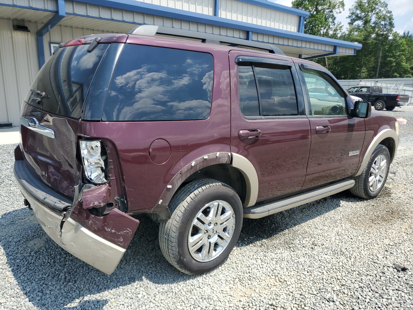 1FMEU74E28UA77834 2008 Ford Explorer Eddie Bauer