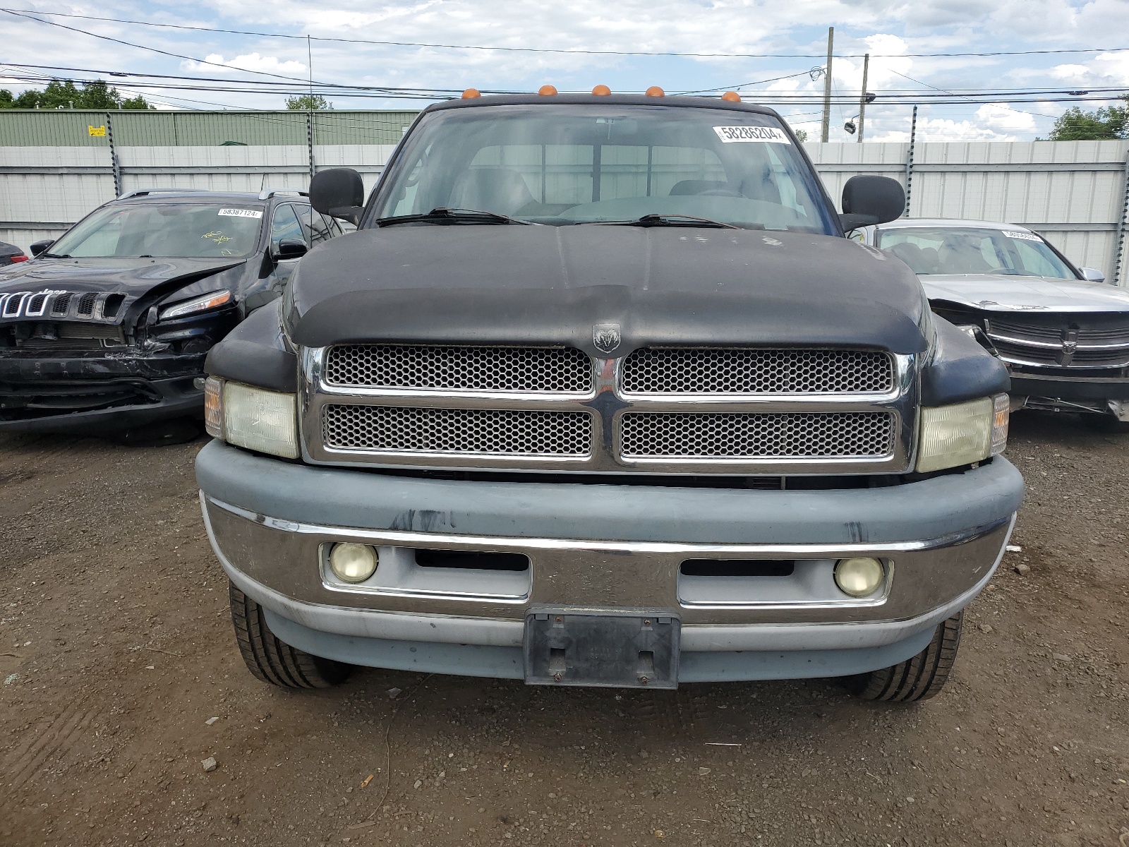 3B7KF23Z5XG194267 1999 Dodge Ram 2500