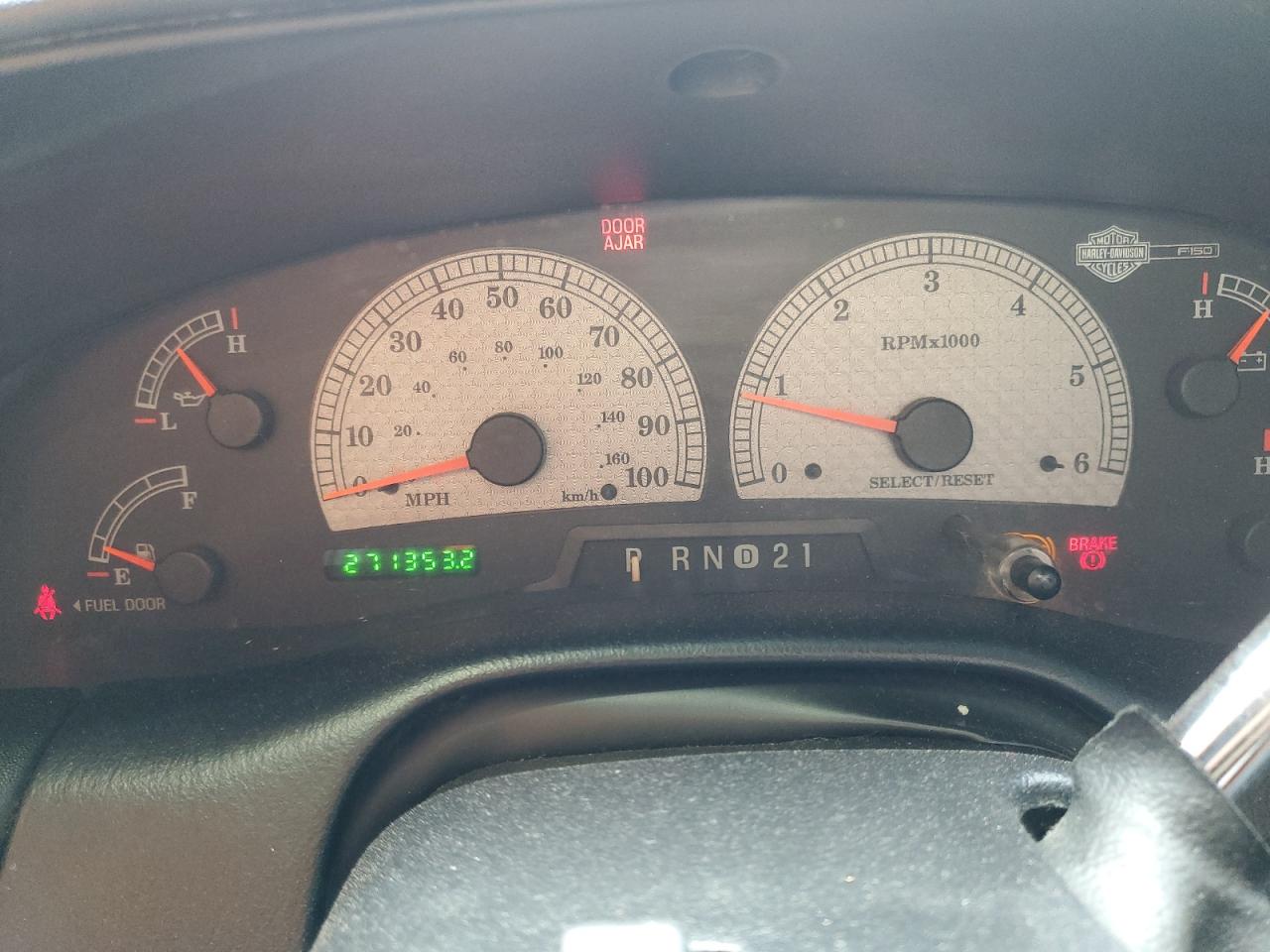 2001 Ford F150 Supercrew VIN: 1FTRW07L51KA77135 Lot: 58763064