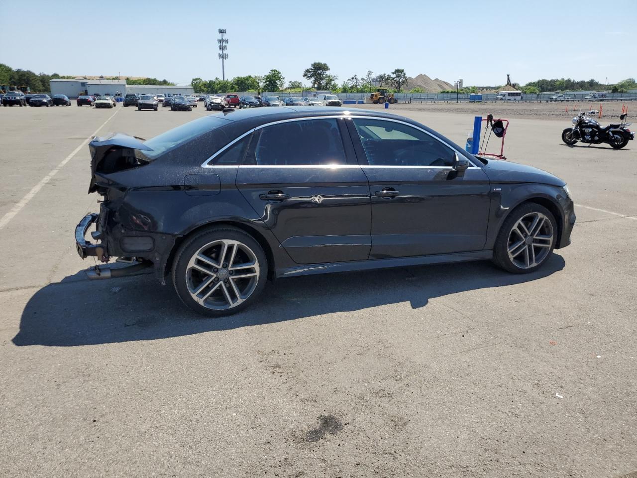 2018 Audi A3 Premium Plus VIN: WAUJ8GFF1J1037018 Lot: 57140374