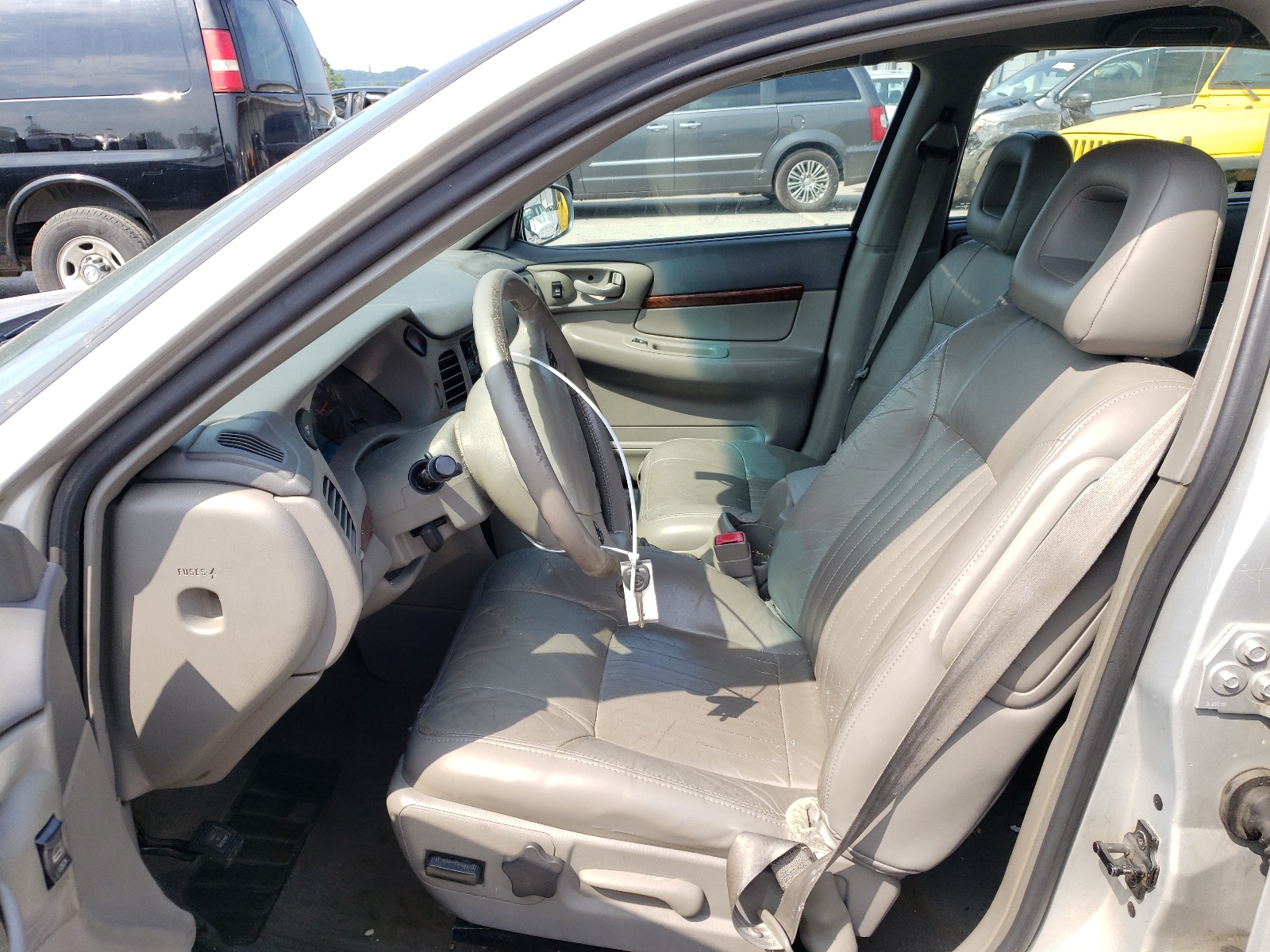 2G1WH55K3Y9330512 2000 Chevrolet Impala Ls