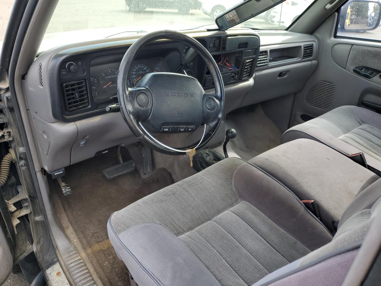 1996 Dodge Ram 1500 VIN: 1B7HF16Y5TS594825 Lot: 59170484